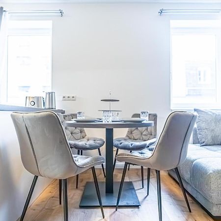 Charming 1Br And 1Lr Apt Modern Design Donaustadt Viena Exterior foto