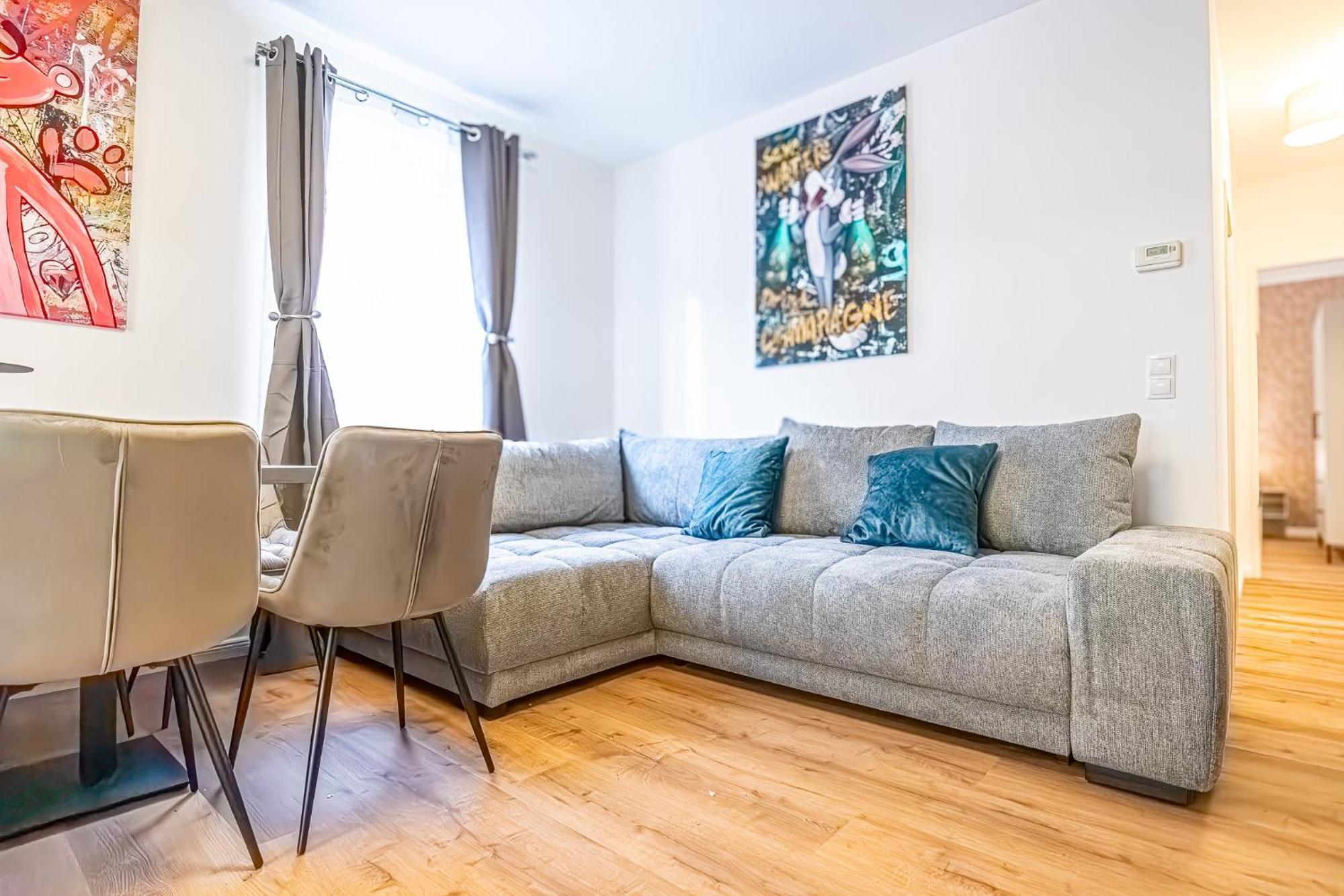 Charming 1Br And 1Lr Apt Modern Design Donaustadt Viena Exterior foto