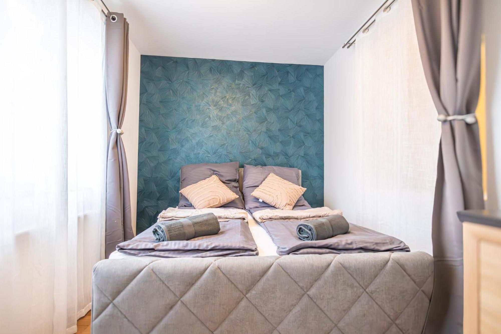 Charming 1Br And 1Lr Apt Modern Design Donaustadt Viena Exterior foto